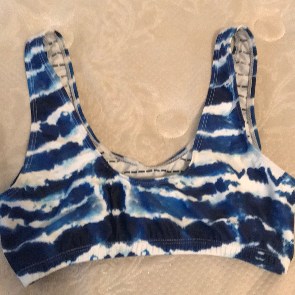 Never worn Bikini top blue and white